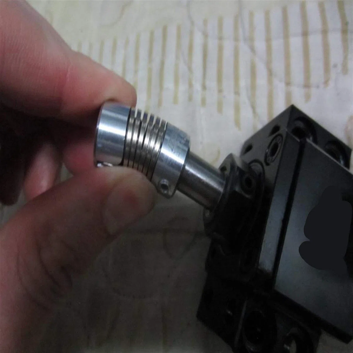 Metal Acoplador de eje flexible GND Aleación de zinc Encoder D16 L27 Abrazadera de resorte for acoplamiento de impresión 3D APLICABLE A MICRO-MOTOR, CNC NO JAW ( Inner Diameter : 10x10 )