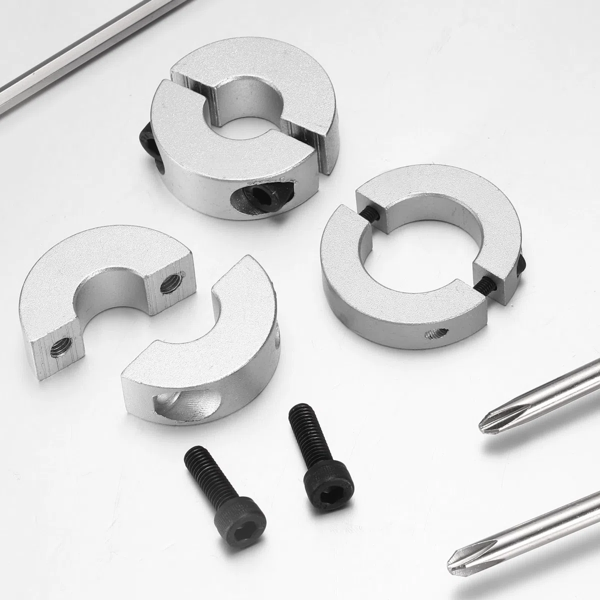 sourcing map 2 collares de doble eje dividido, 20 mm de diámetro interior de dos piezas de 35 mm de diámetro exterior y 8 mm de grosor, collar dividido de tornillo de aleación de aluminio